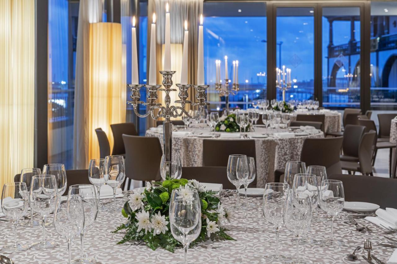 فندق هوتل أكوريس أتلانتيكو Ponta Delgada المظهر الخارجي الصورة The Westin Ballroom
