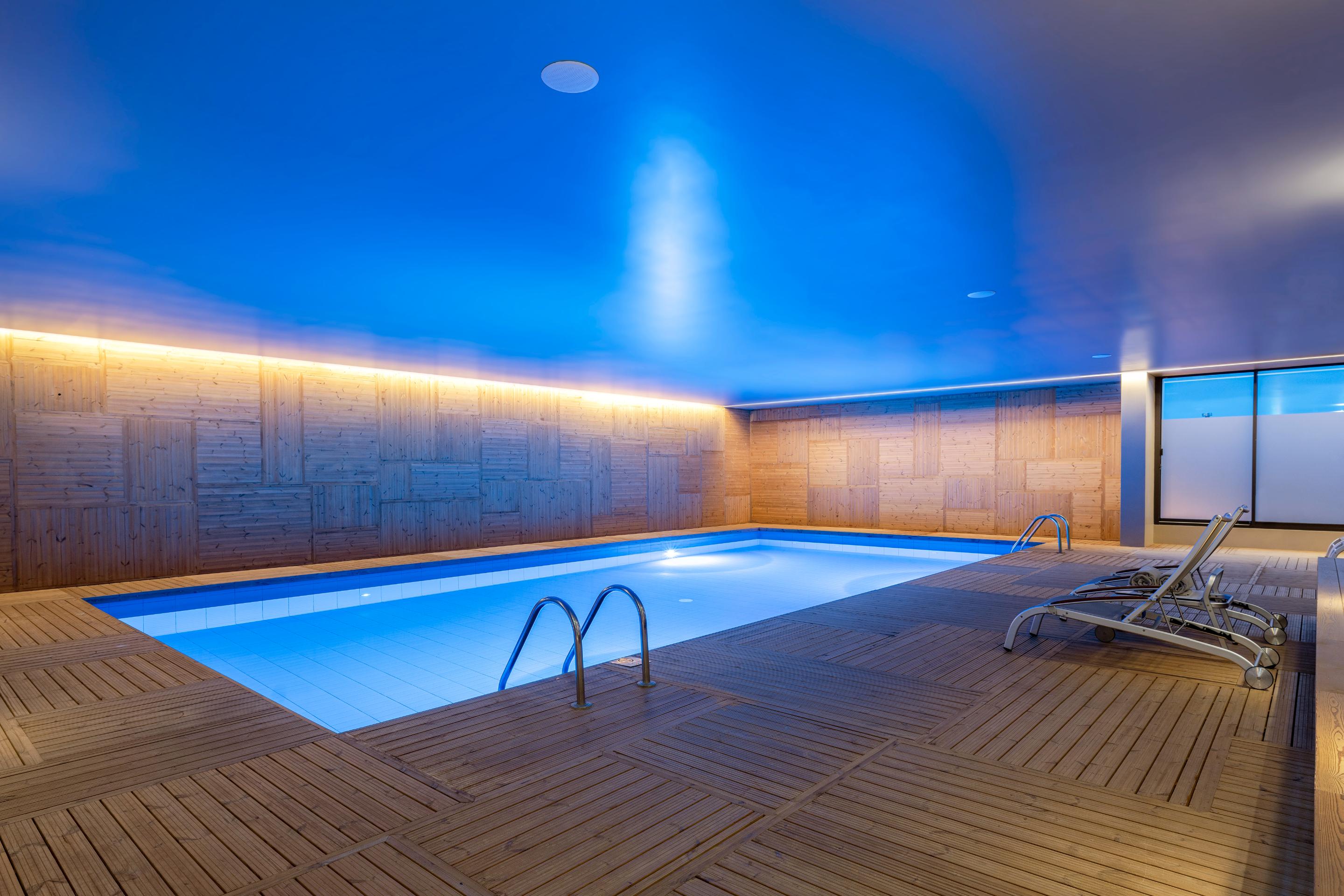 فندق هوتل أكوريس أتلانتيكو Ponta Delgada المظهر الخارجي الصورة The swimming pool