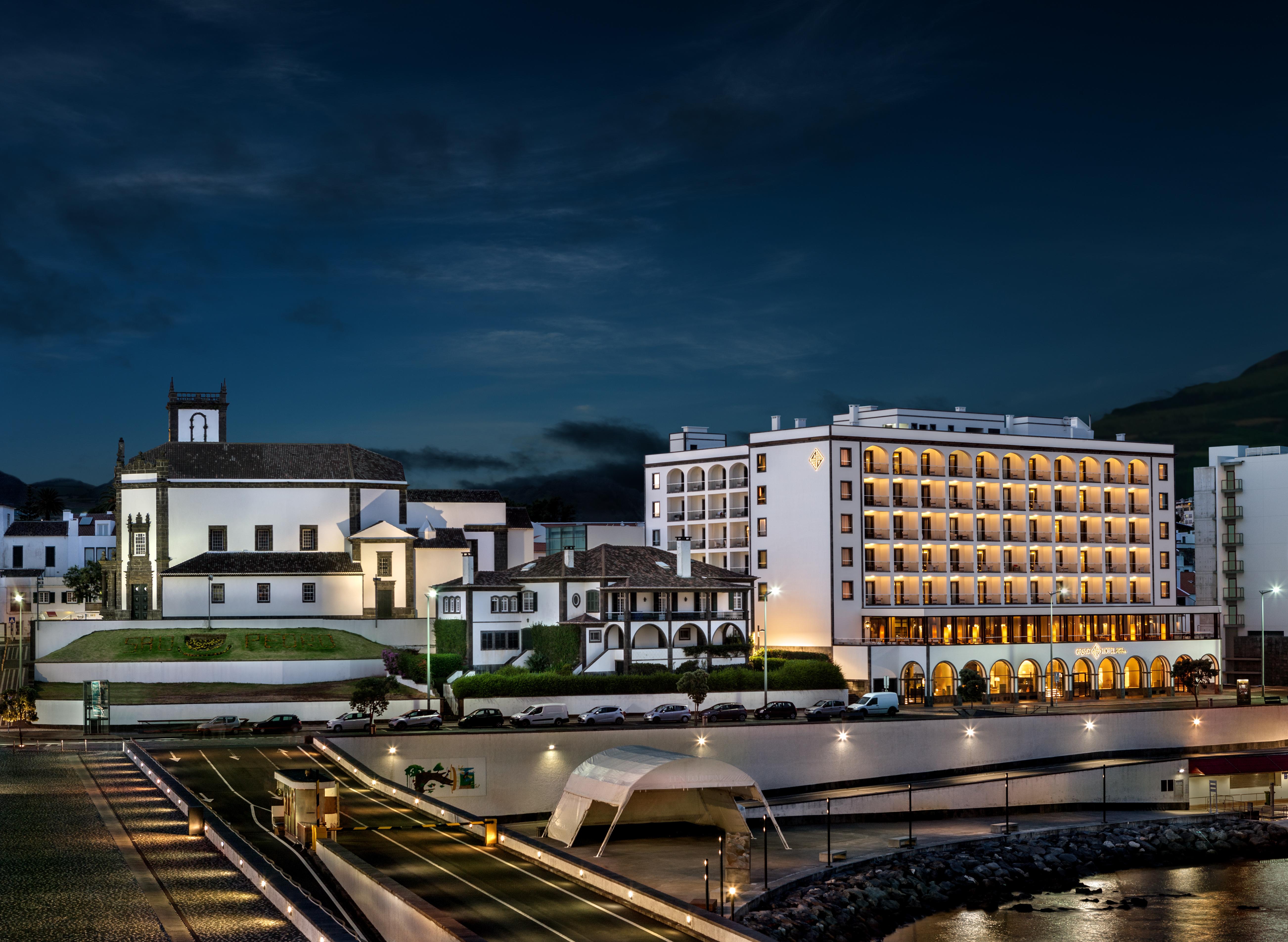 فندق هوتل أكوريس أتلانتيكو Ponta Delgada المظهر الخارجي الصورة The town of Caldas da Rainha, the capital of the municipality