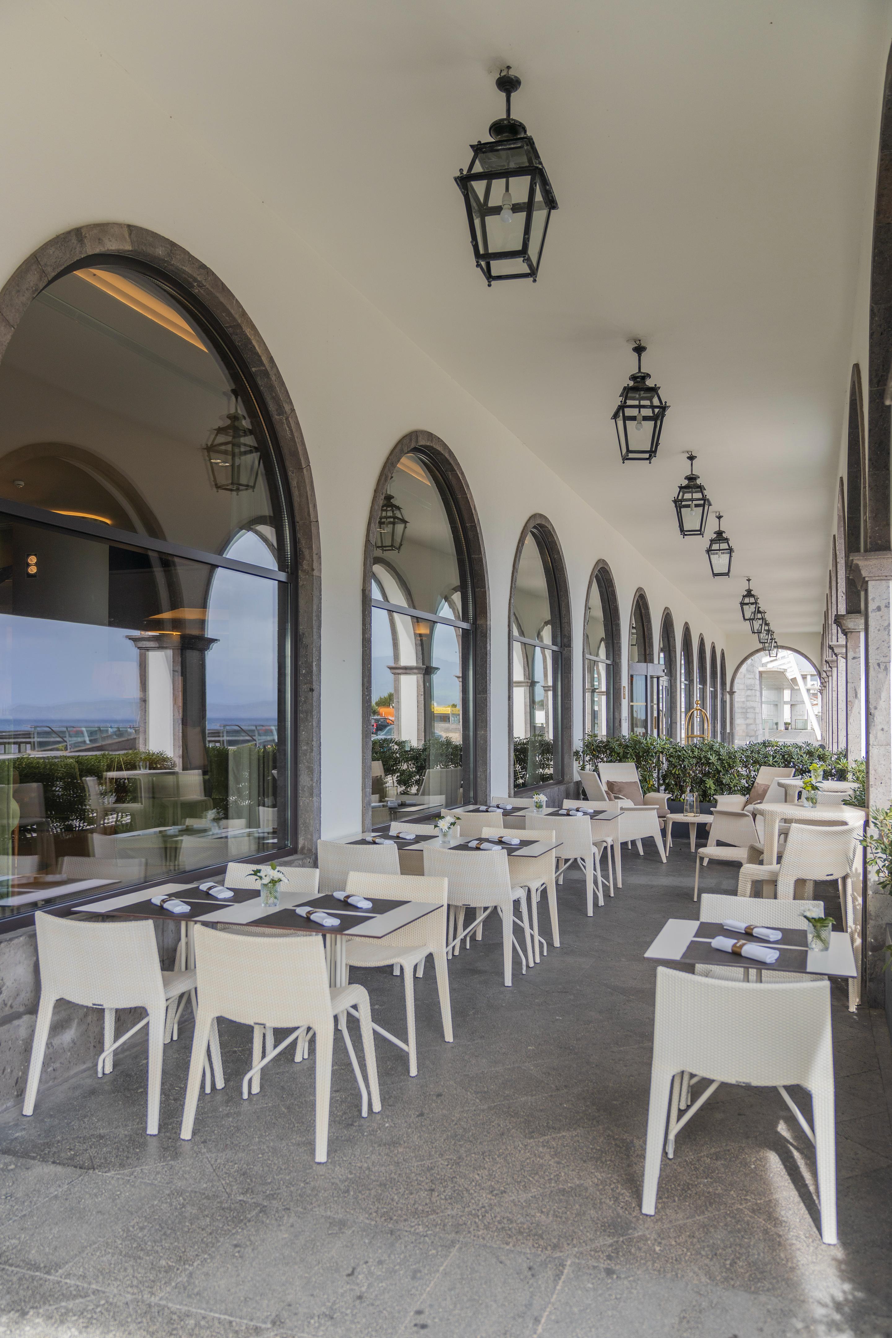 فندق هوتل أكوريس أتلانتيكو Ponta Delgada المظهر الخارجي الصورة Restaurant